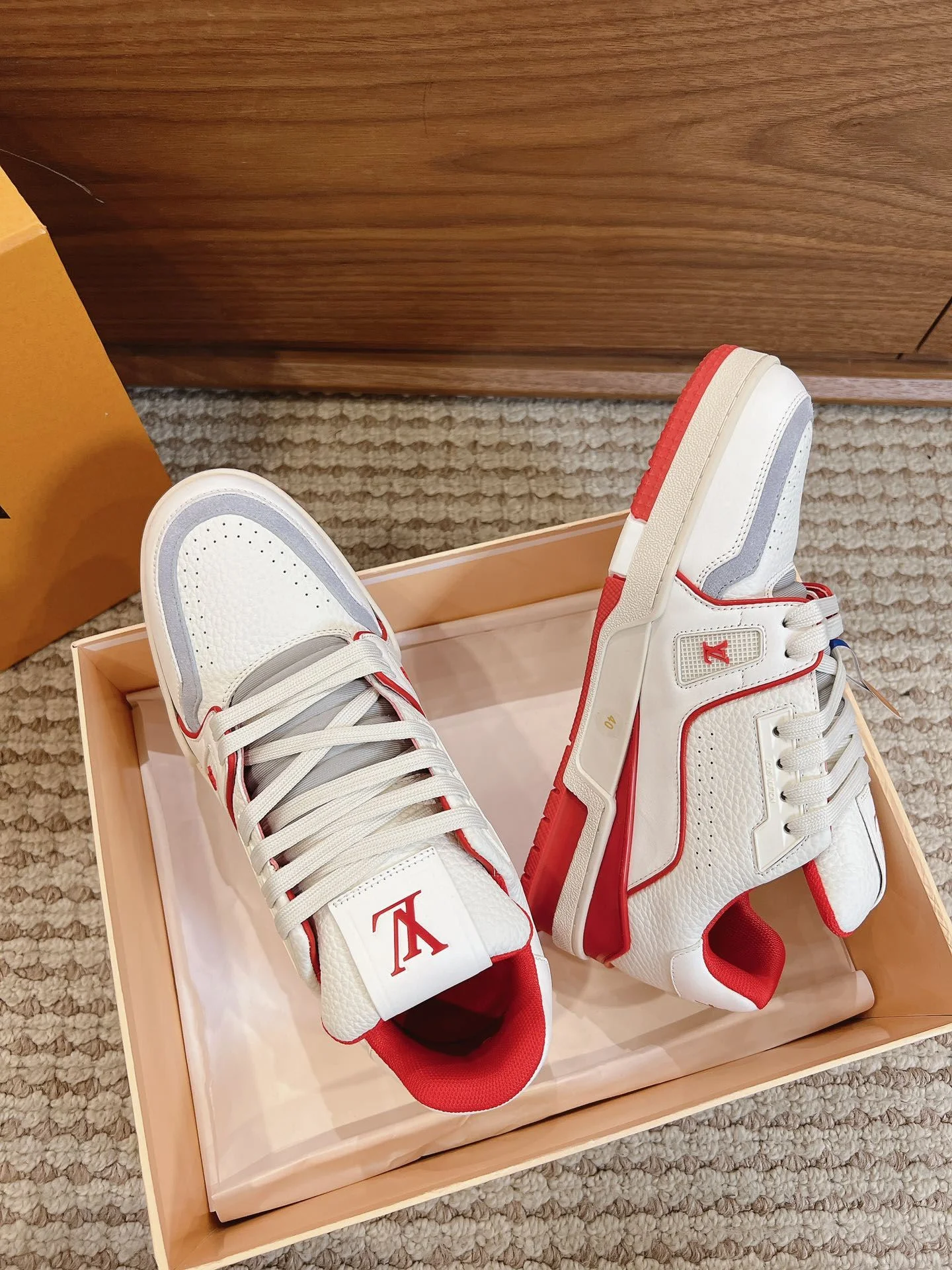 Seasonal Louis Vuitton Trainer Sneaker 31429