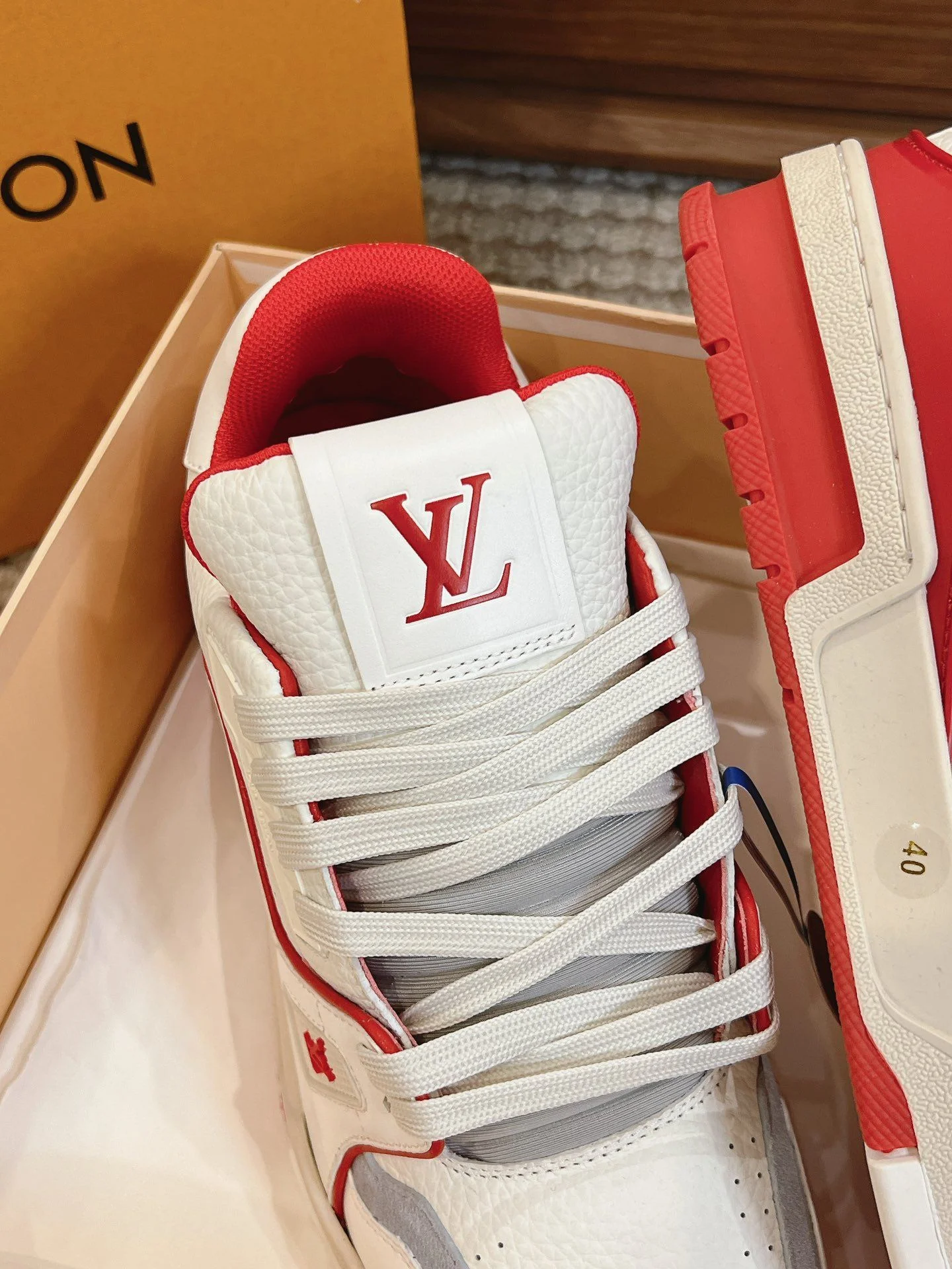 Seasonal Louis Vuitton Trainer Sneaker 31429