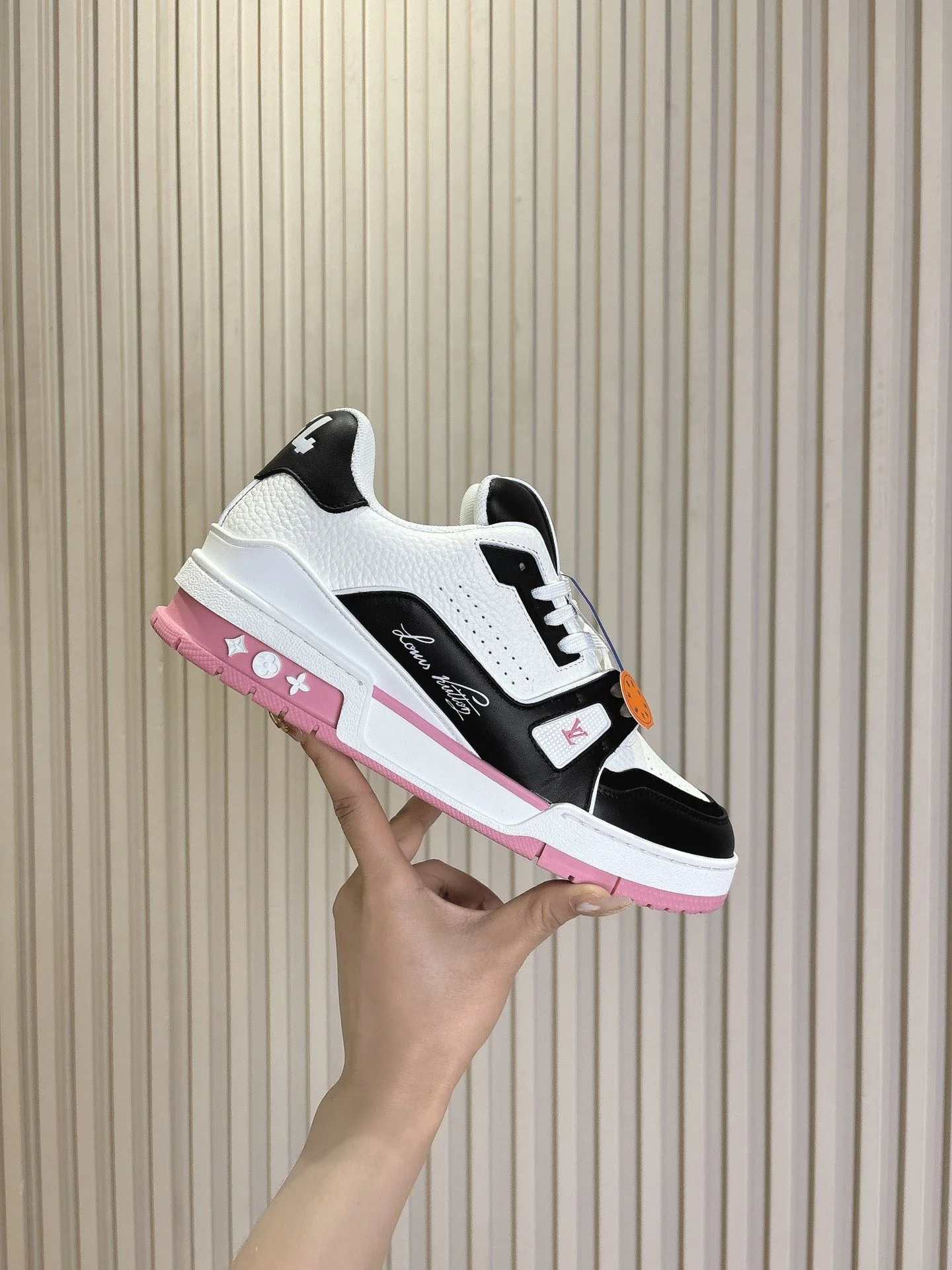 Sporty Louis Vuitton Trainer Sneaker 31426