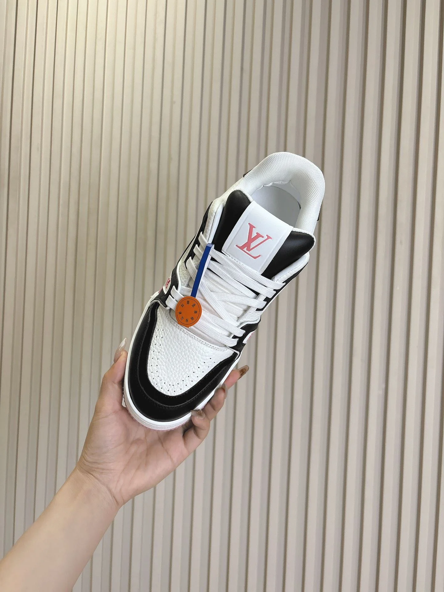 Sporty Louis Vuitton Trainer Sneaker 31426