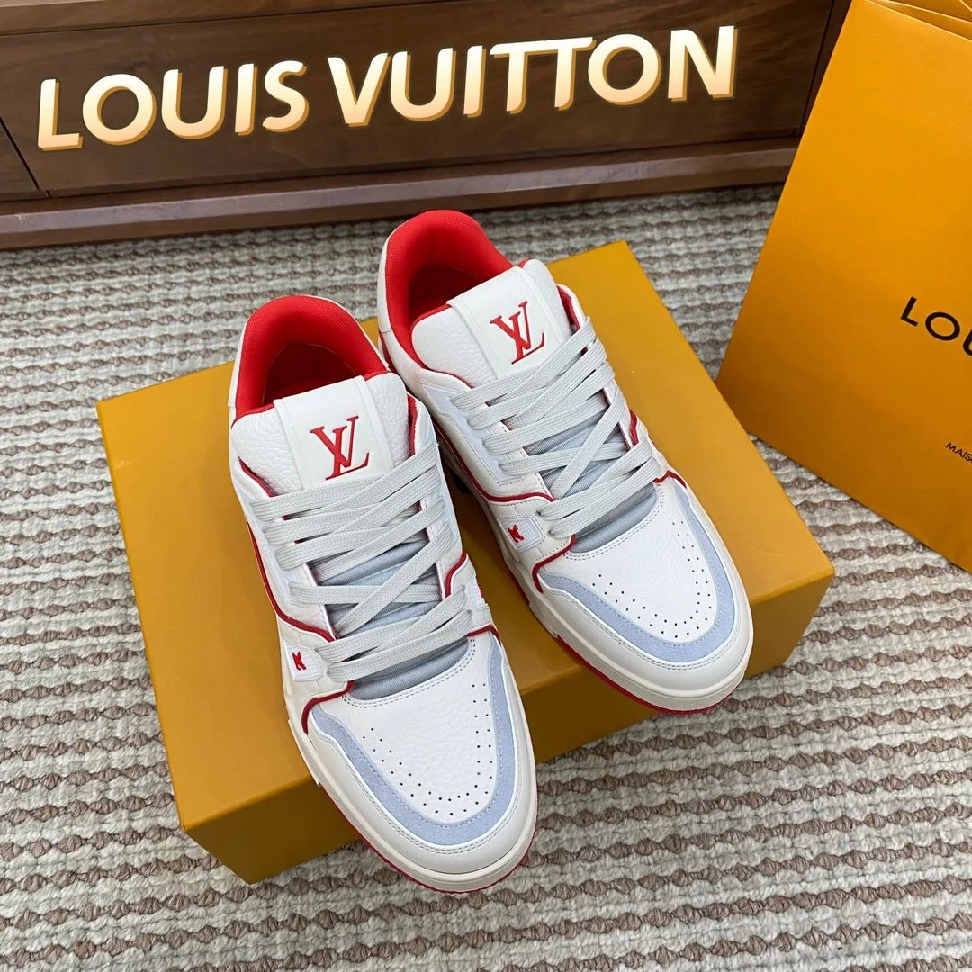 Comfortable Louis Vuitton Trainer Sneaker 31402