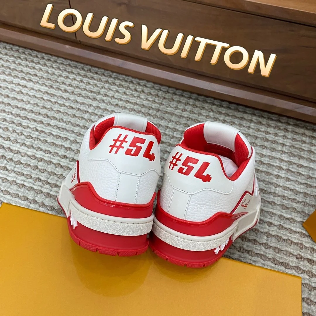 Comfortable Louis Vuitton Trainer Sneaker 31402