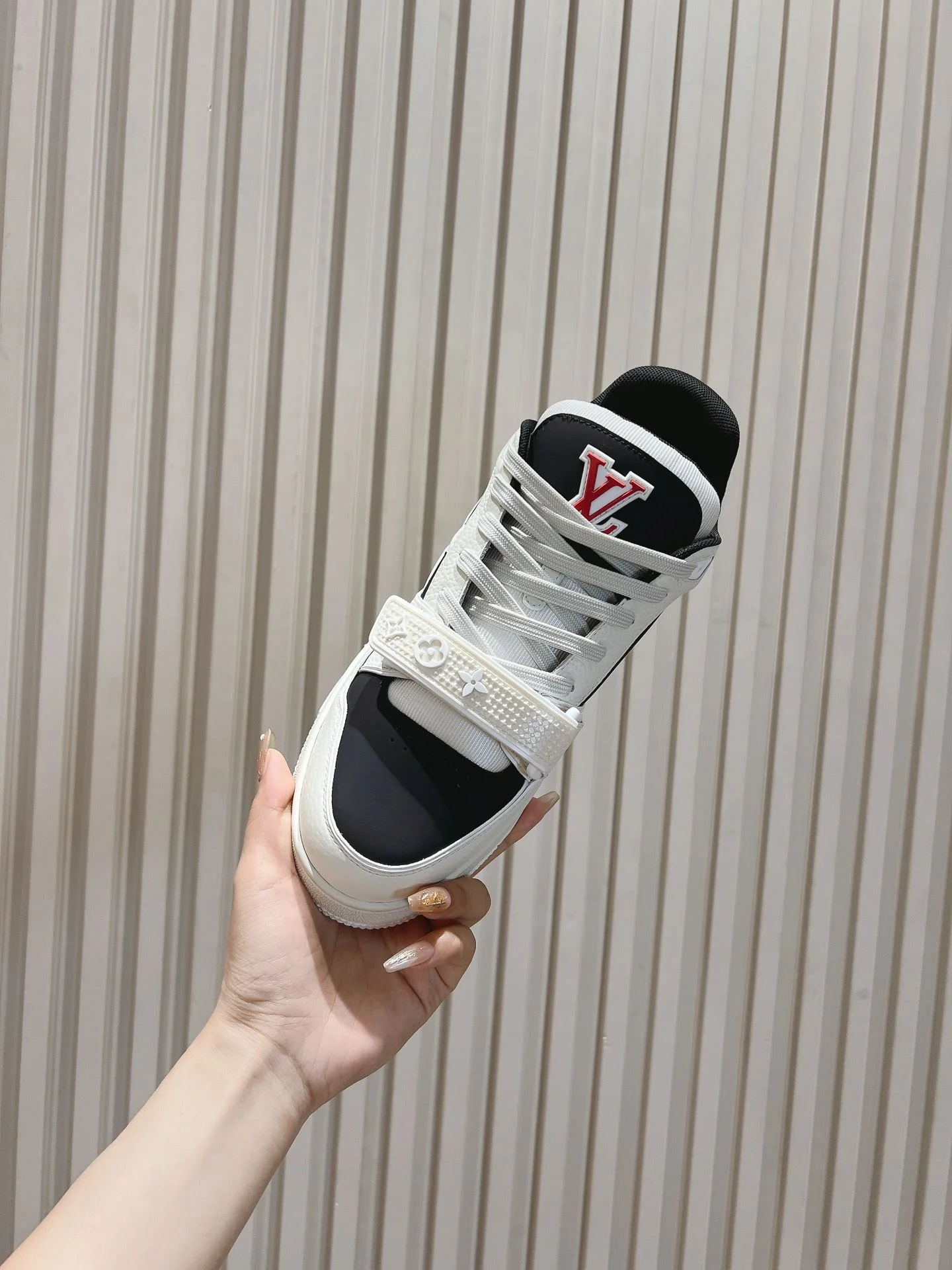 Louis Vuitton Trainer Sneaker Affordable 31396