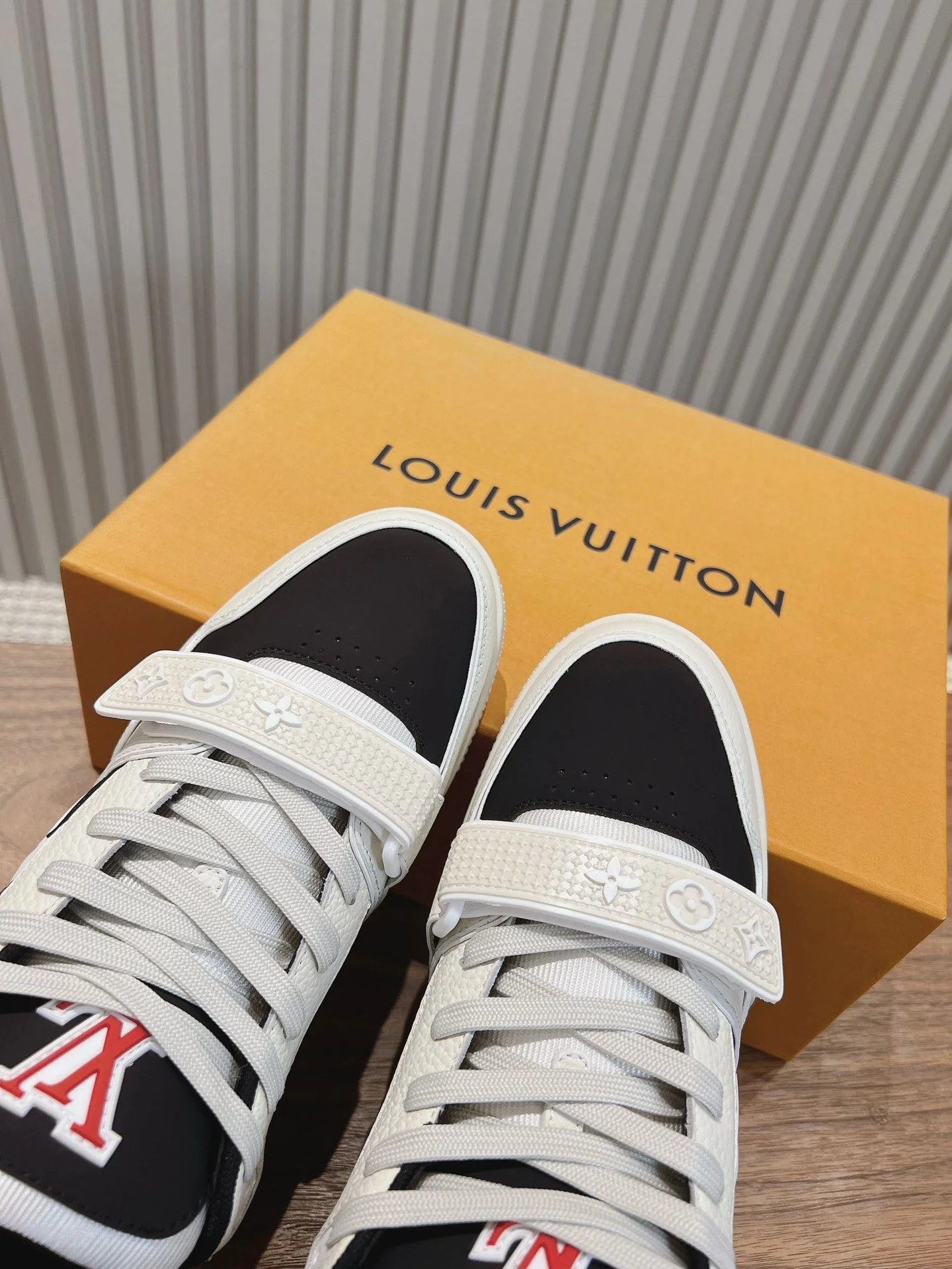 Louis Vuitton Trainer Sneaker Affordable 31396