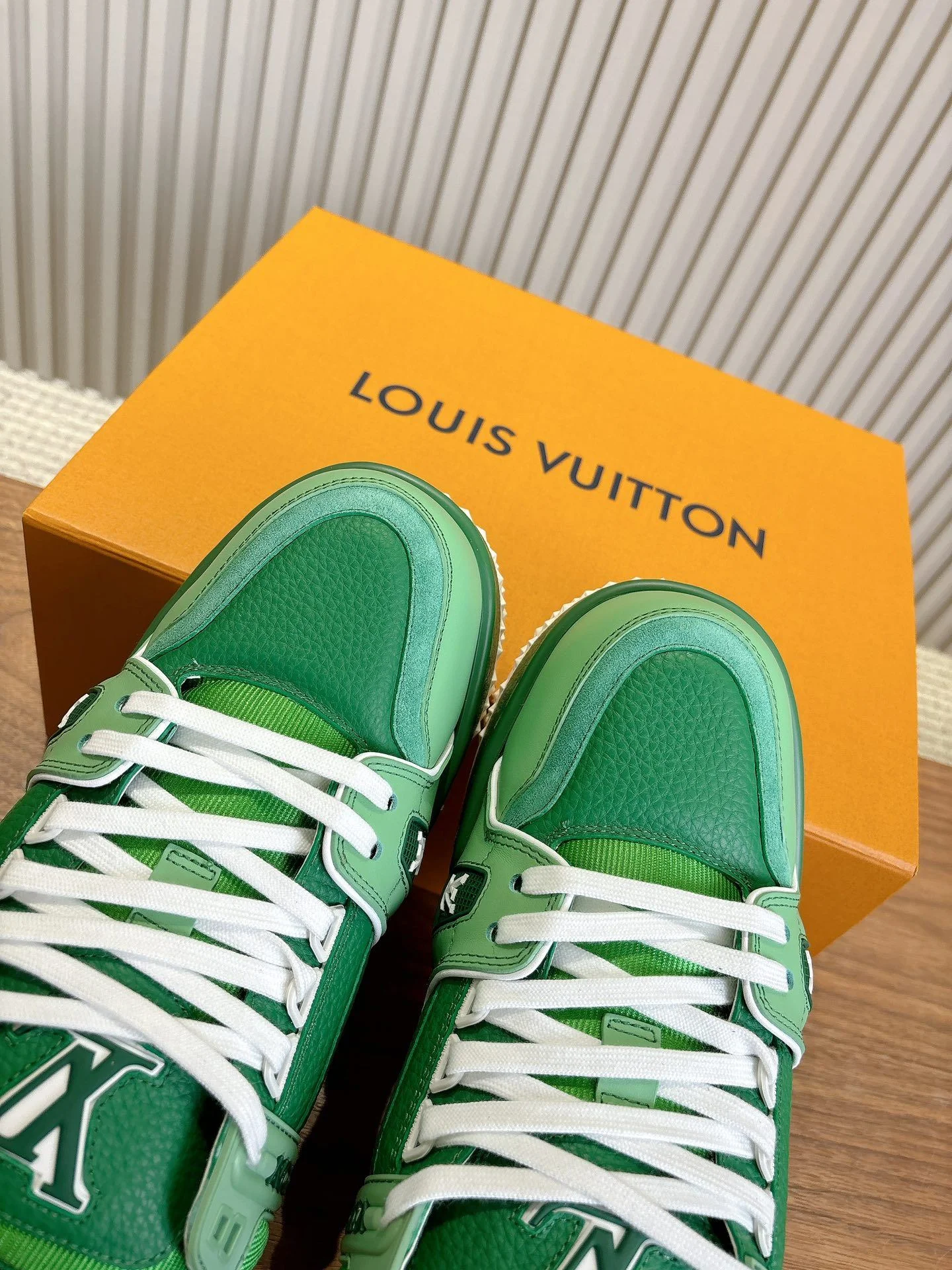 ZipUp Louis Vuitton Trainer Sneaker 31395