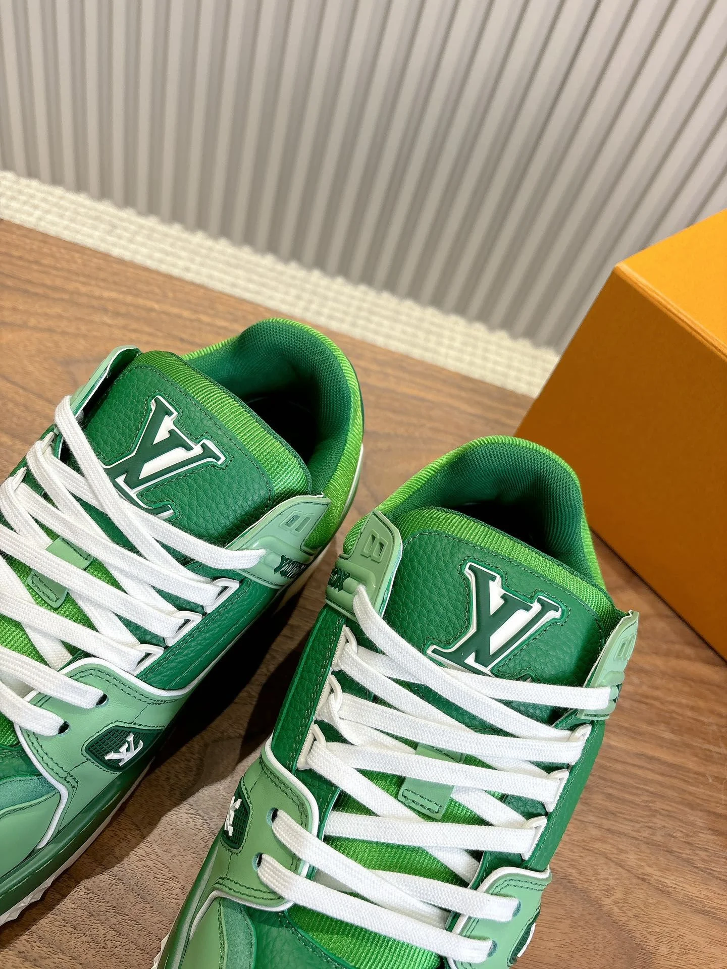 ZipUp Louis Vuitton Trainer Sneaker 31395