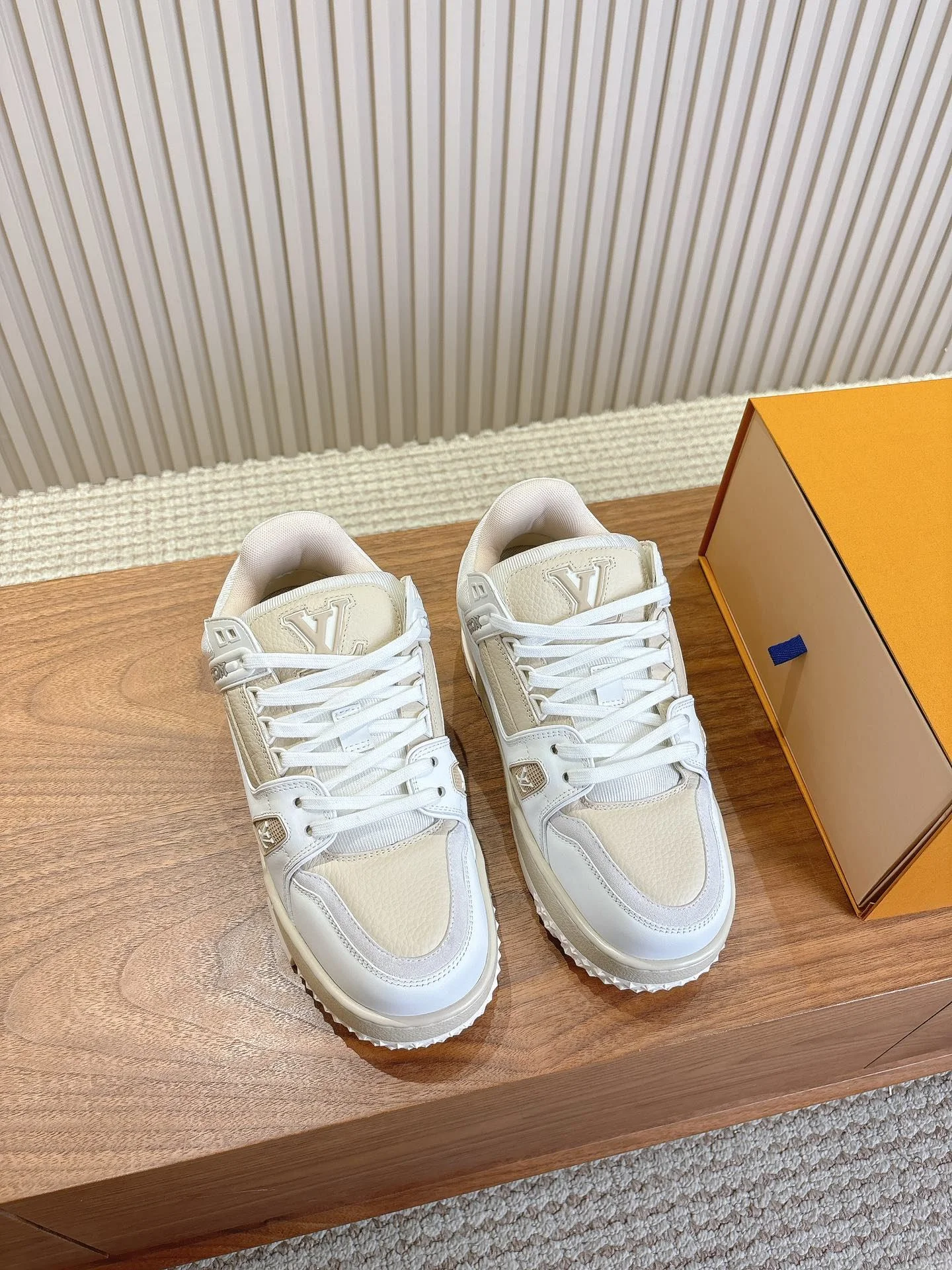 ZipUp Louis Vuitton Trainer Sneaker 31387