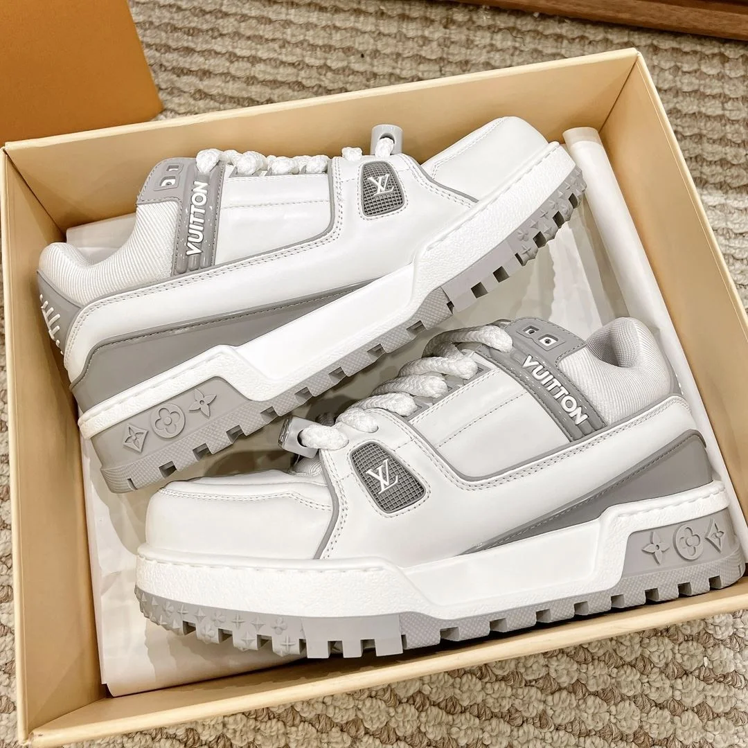 TechFriendly Louis Vuitton Trainer Sneaker 31392