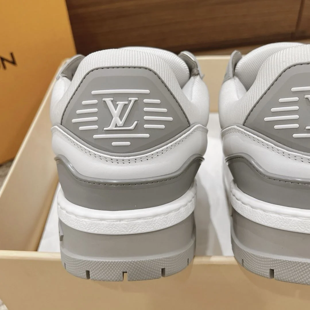 TechFriendly Louis Vuitton Trainer Sneaker 31392
