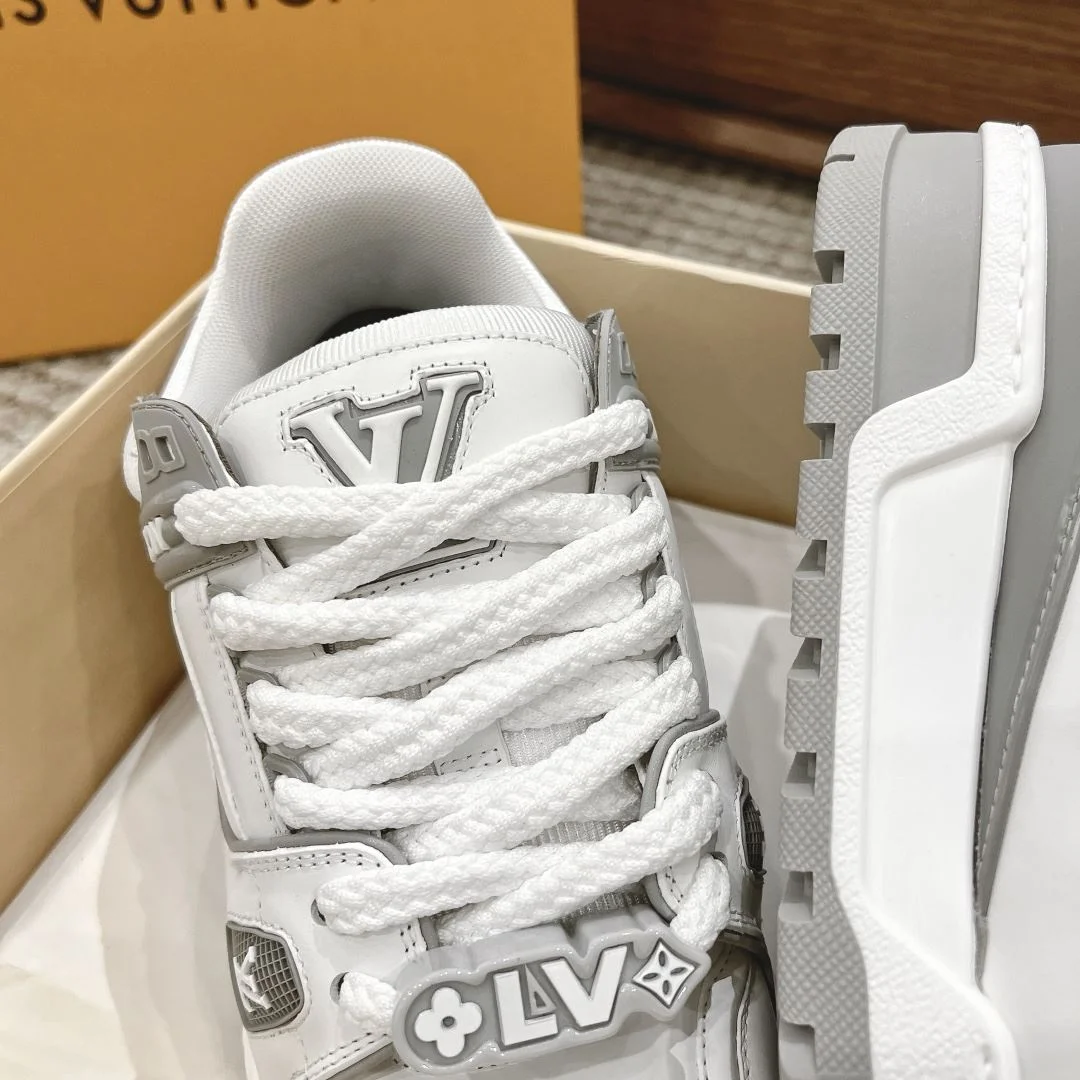 TechFriendly Louis Vuitton Trainer Sneaker 31392