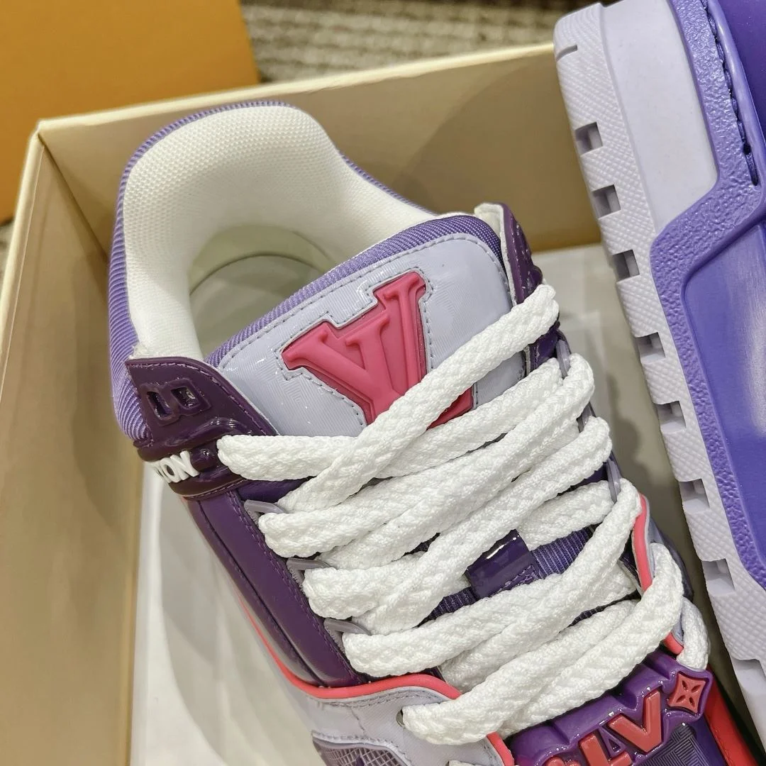 Louis Vuitton Trainer Sneaker TimelessDesign 31376