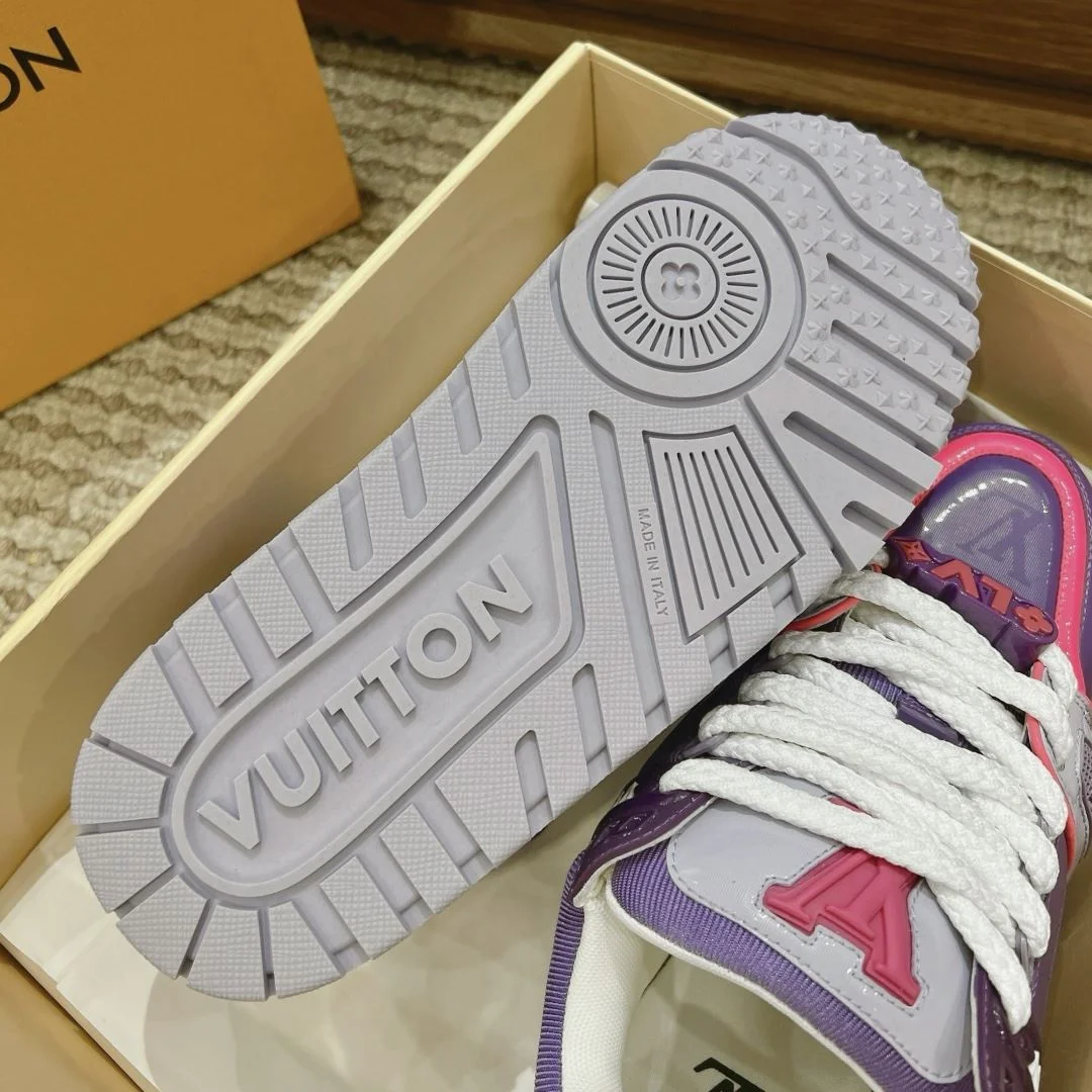 Louis Vuitton Trainer Sneaker TimelessDesign 31376
