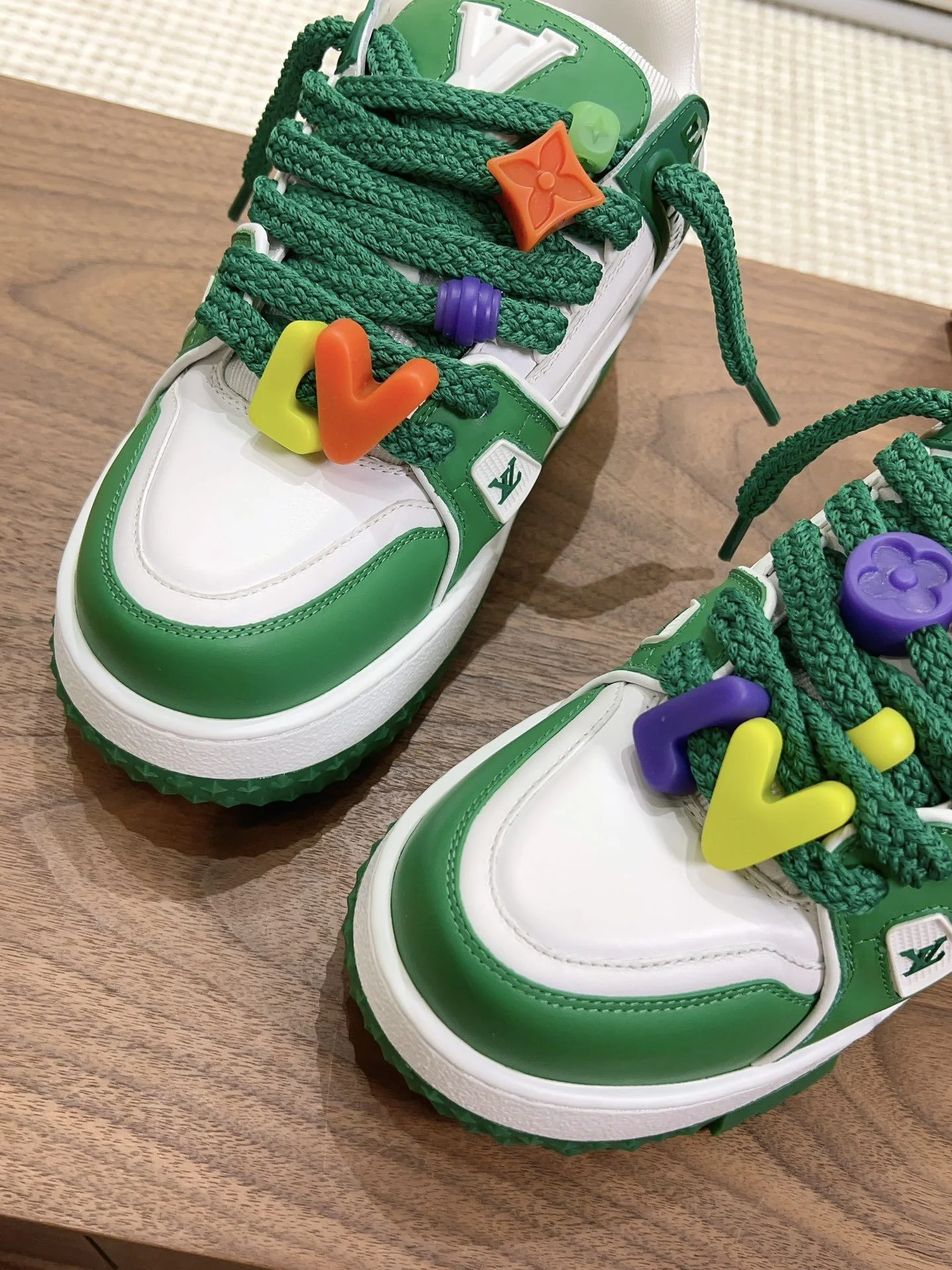 Louis Vuitton Trainer Sneaker WellDesigned 31374