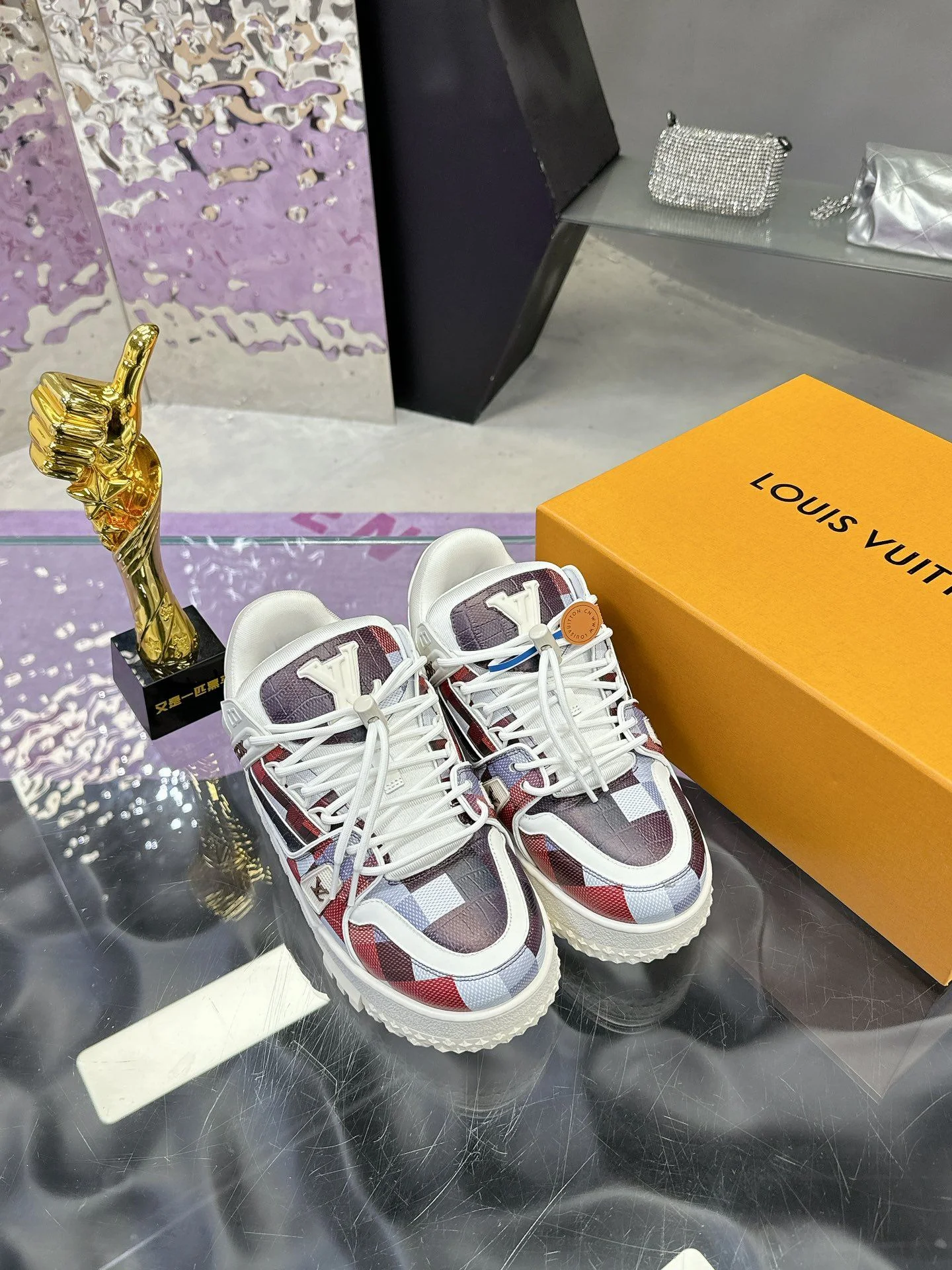 Affordable Louis Vuitton Trainer Sneaker 31369