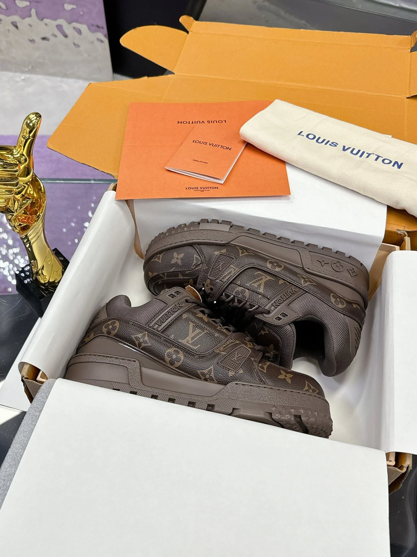 HighQuality Louis Vuitton Trainer Sneaker 31379