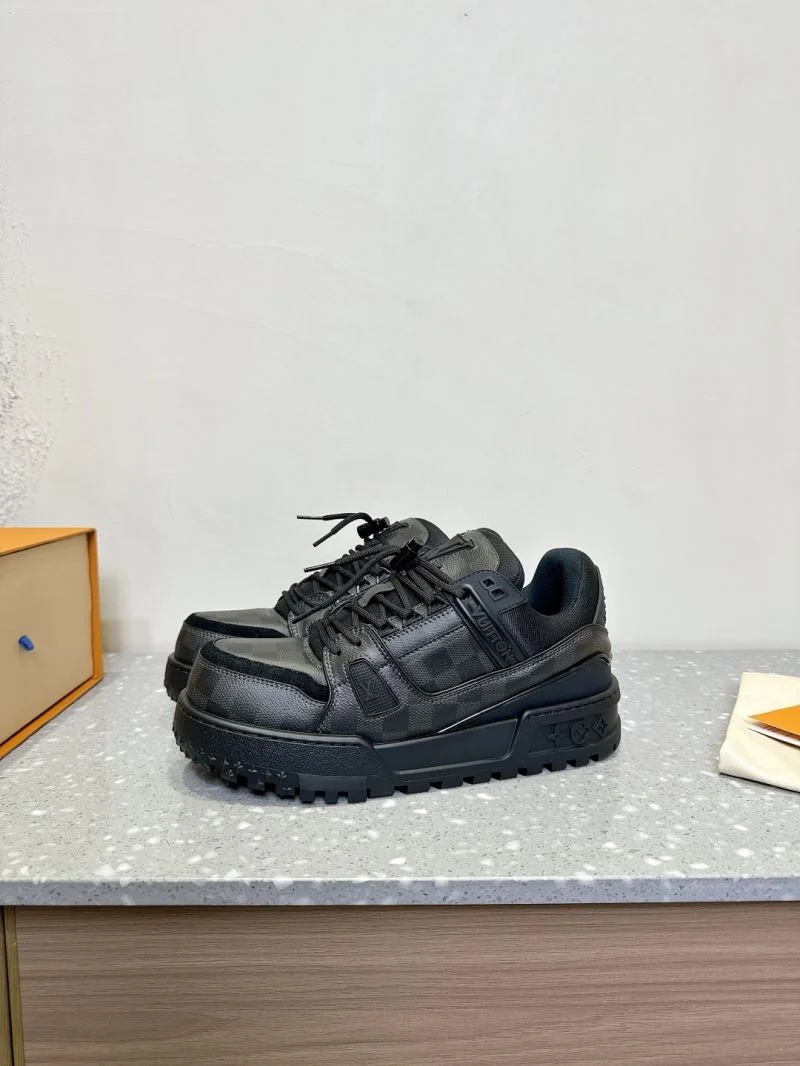 Packable Louis Vuitton Trainer Sneaker 31390