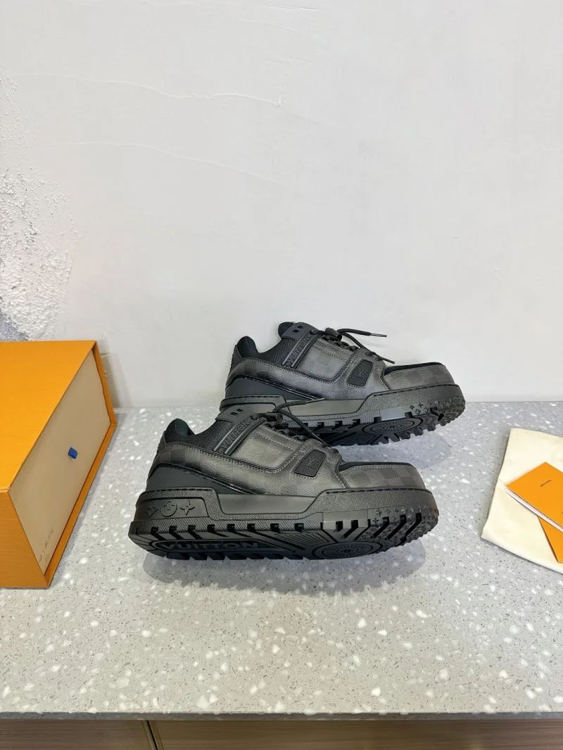 Packable Louis Vuitton Trainer Sneaker 31390