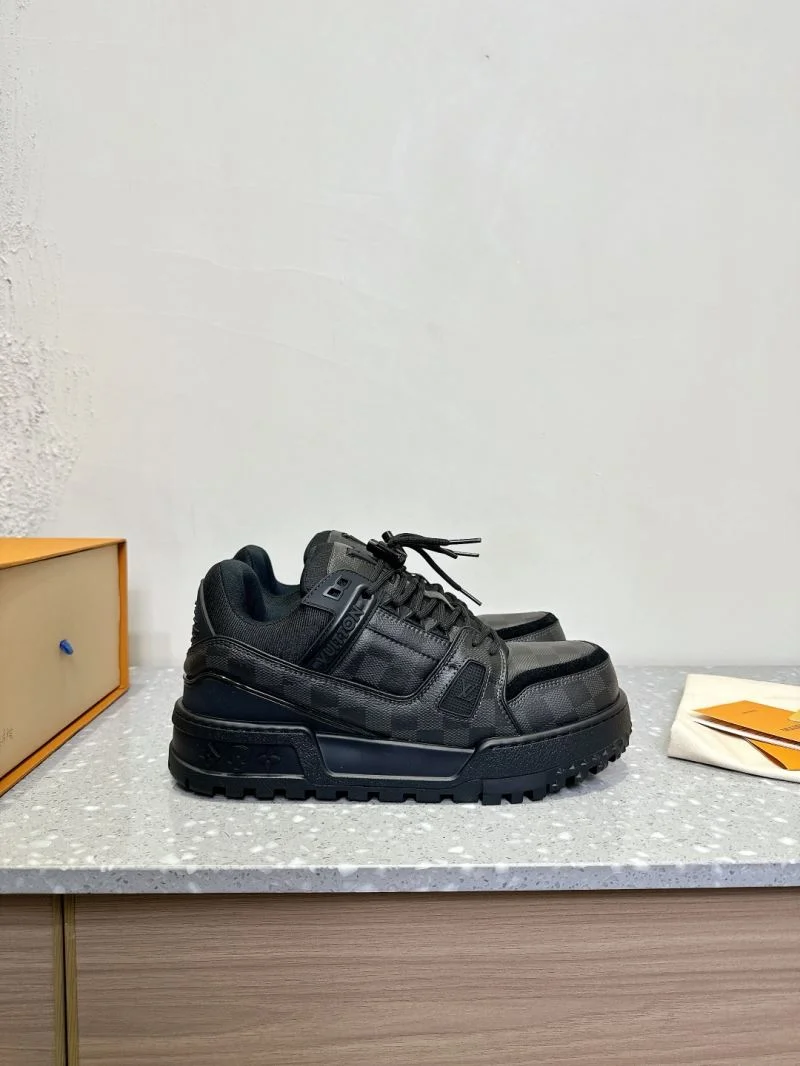 Packable Louis Vuitton Trainer Sneaker 31390
