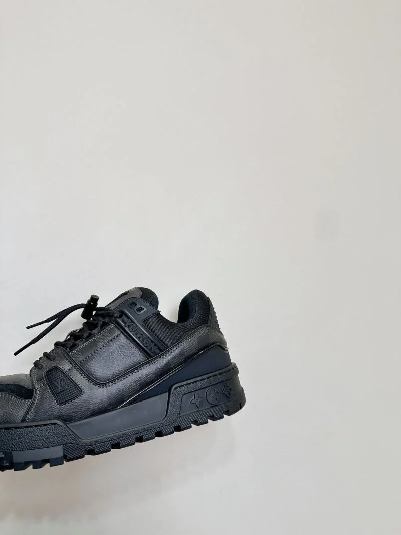 Packable Louis Vuitton Trainer Sneaker 31390