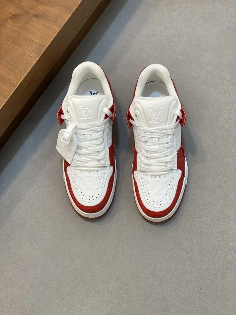 Refined Louis Vuitton Trainer Sneaker 32136
