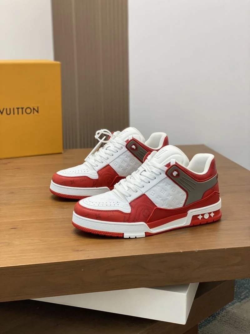 Refined Louis Vuitton Trainer Sneaker 32136