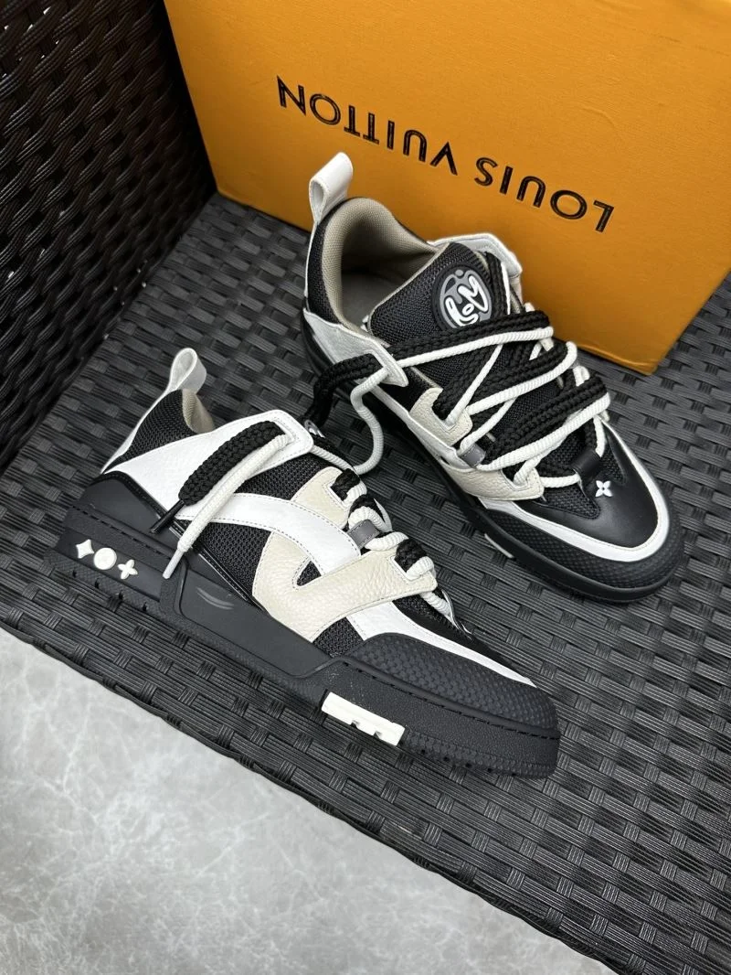 Louis Vuitton Trainer Sneaker Lightweight 32139