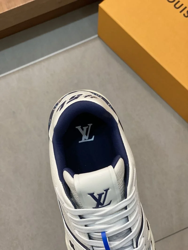 Louis Vuitton Trainer Sneaker ModernLook 32153
