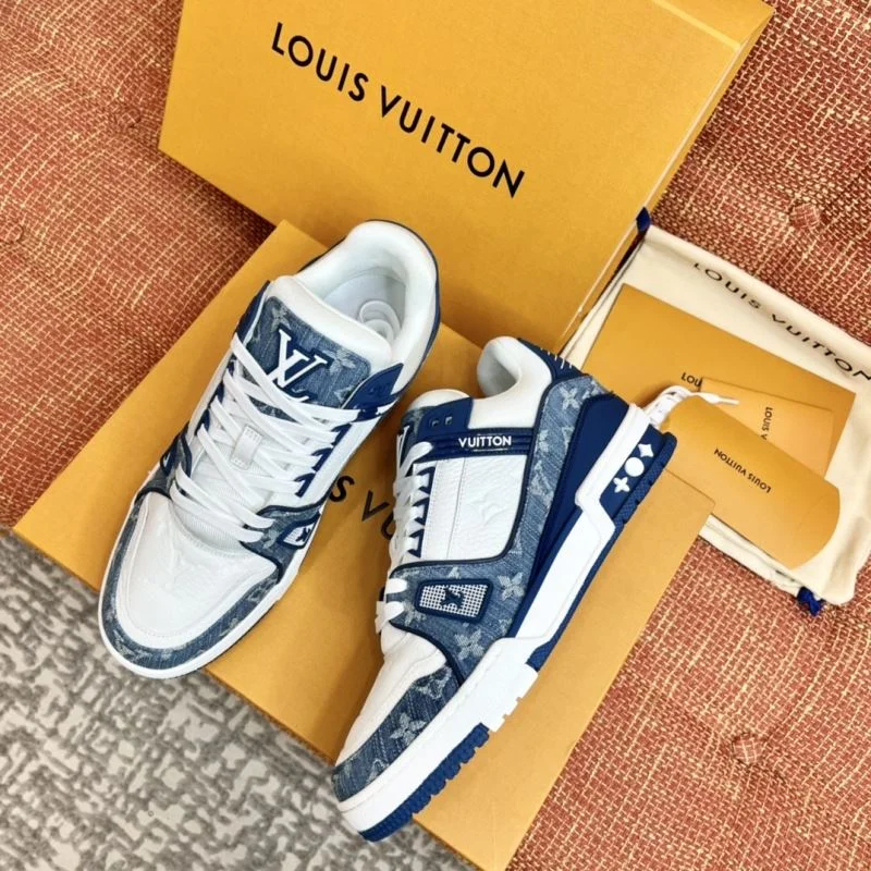 Louis Vuitton Trainer Sneaker Elegant 32138