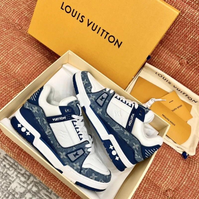 Louis Vuitton Trainer Sneaker Elegant 32138