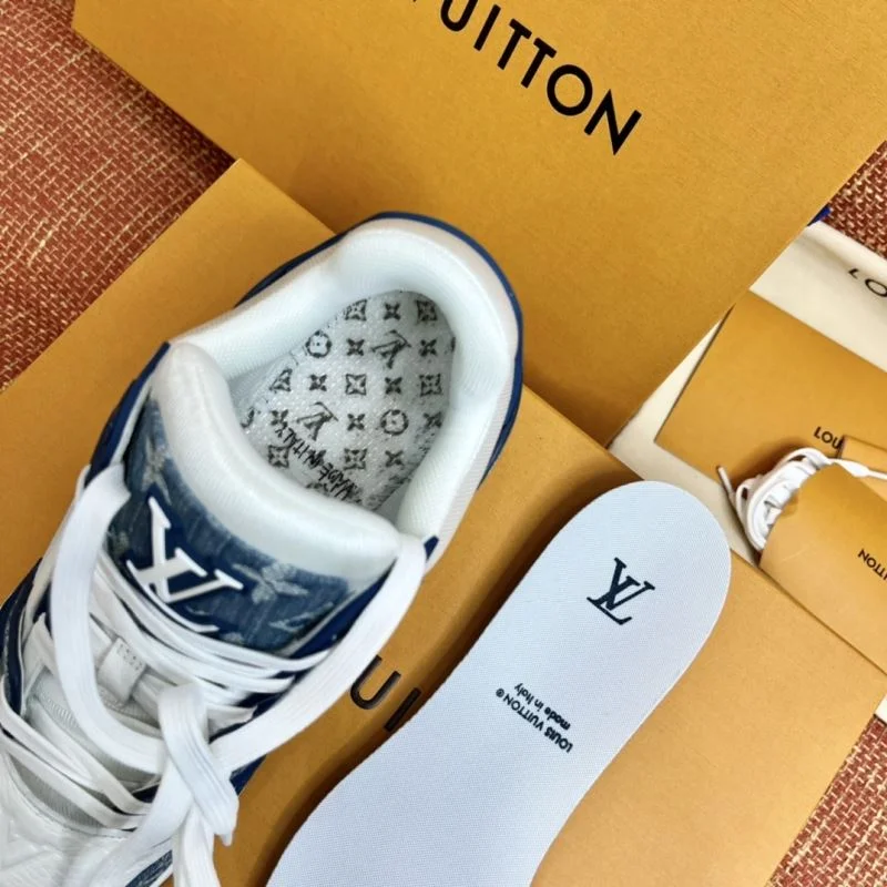 Louis Vuitton Trainer Sneaker Elegant 32138