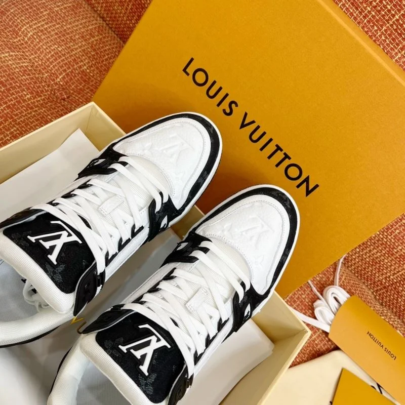 Reliable Louis Vuitton Trainer Sneaker 32144