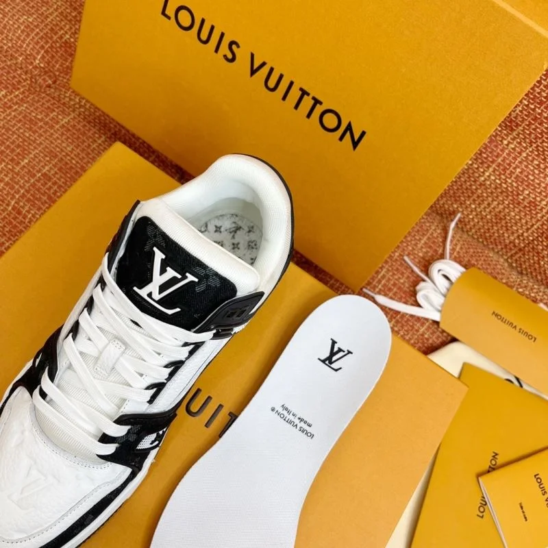 Reliable Louis Vuitton Trainer Sneaker 32144