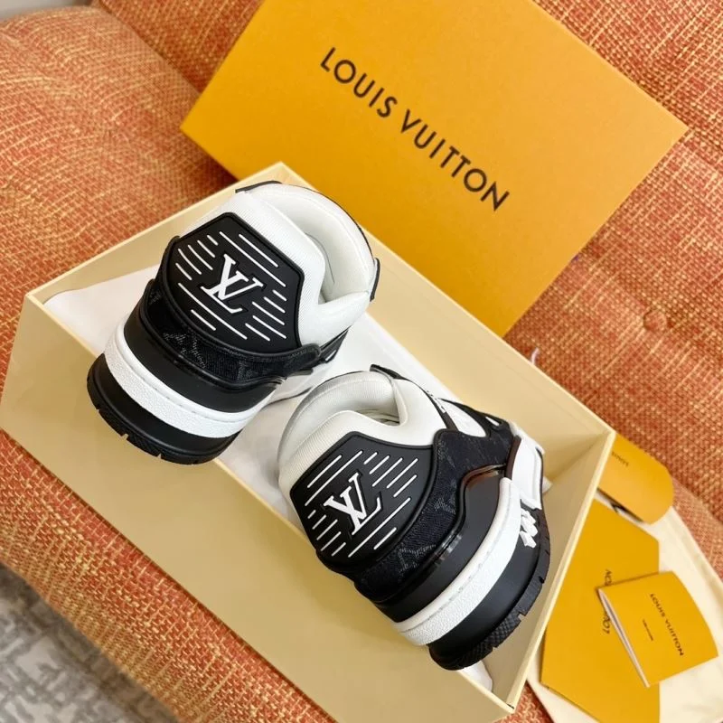 Reliable Louis Vuitton Trainer Sneaker 32144
