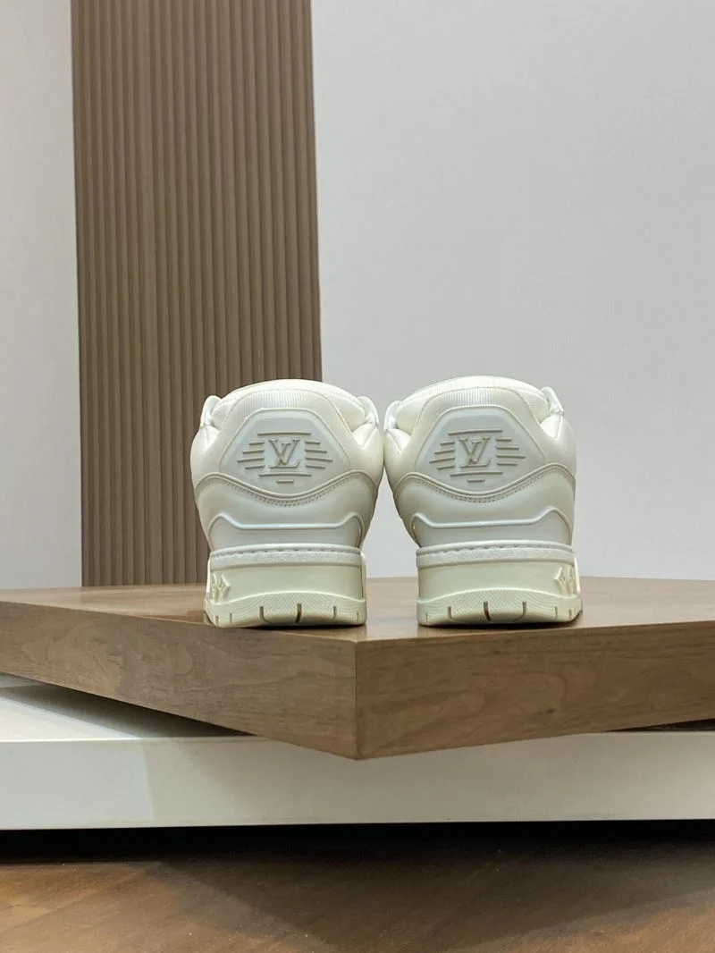 Louis Vuitton Trainer Sneaker SunProtective 32147