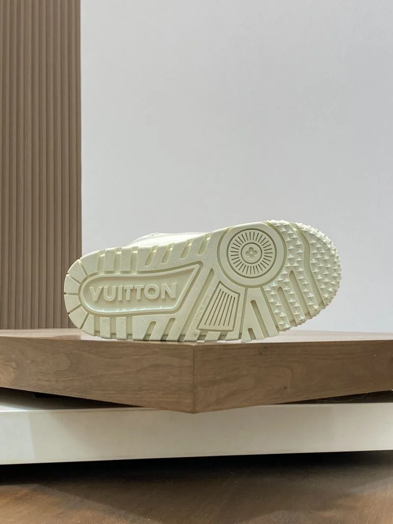 Louis Vuitton Trainer Sneaker SunProtective 32147