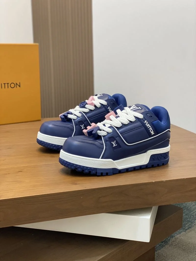 Louis Vuitton Trainer Sneaker Lightweight 32135