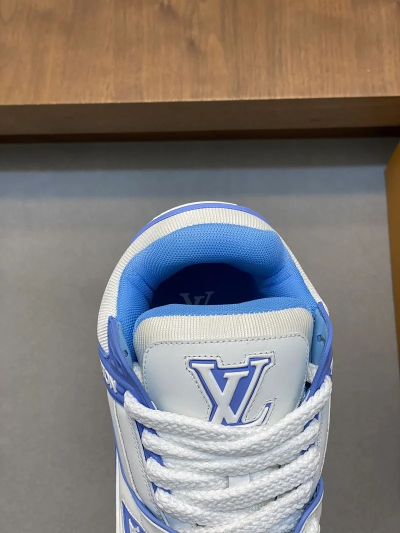 OnTrend Louis Vuitton Trainer Sneaker 32129