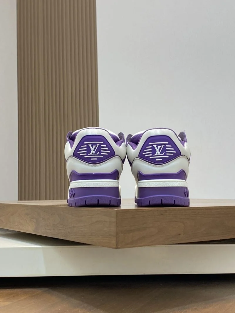 Louis Vuitton Trainer Sneaker Lightweight 32130
