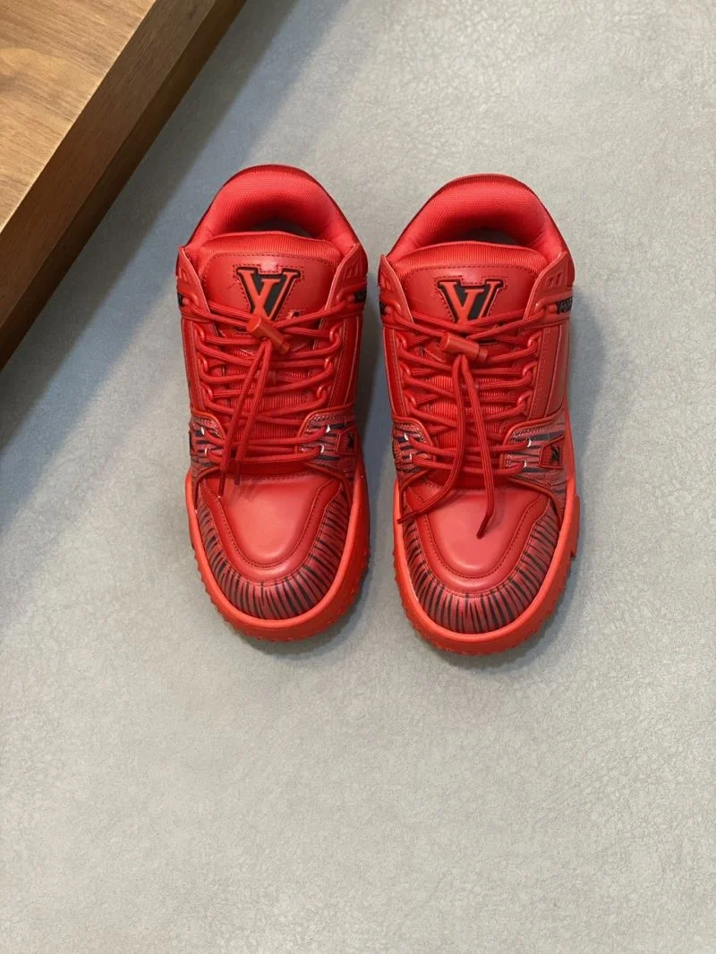 Original Louis Vuitton Trainer Sneaker 32110