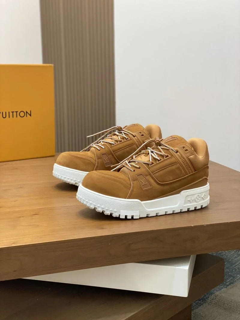 Louis Vuitton Trainer Sneaker Refined 32125