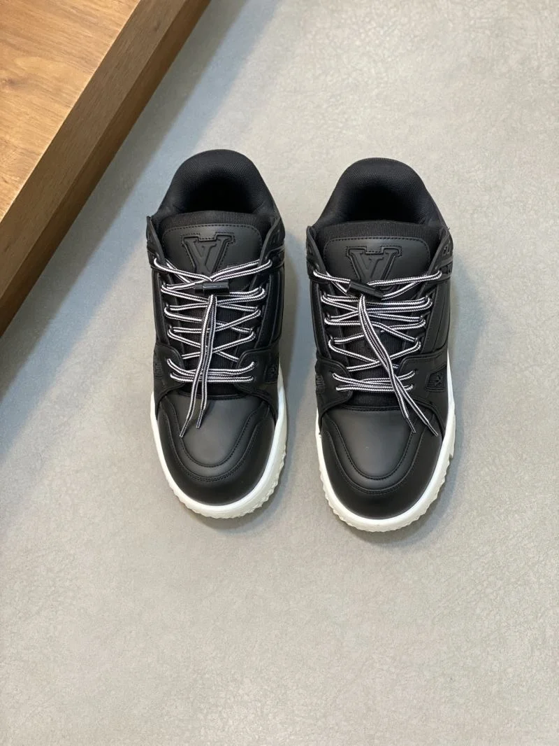 Louis Vuitton Trainer Sneaker Bold 32119