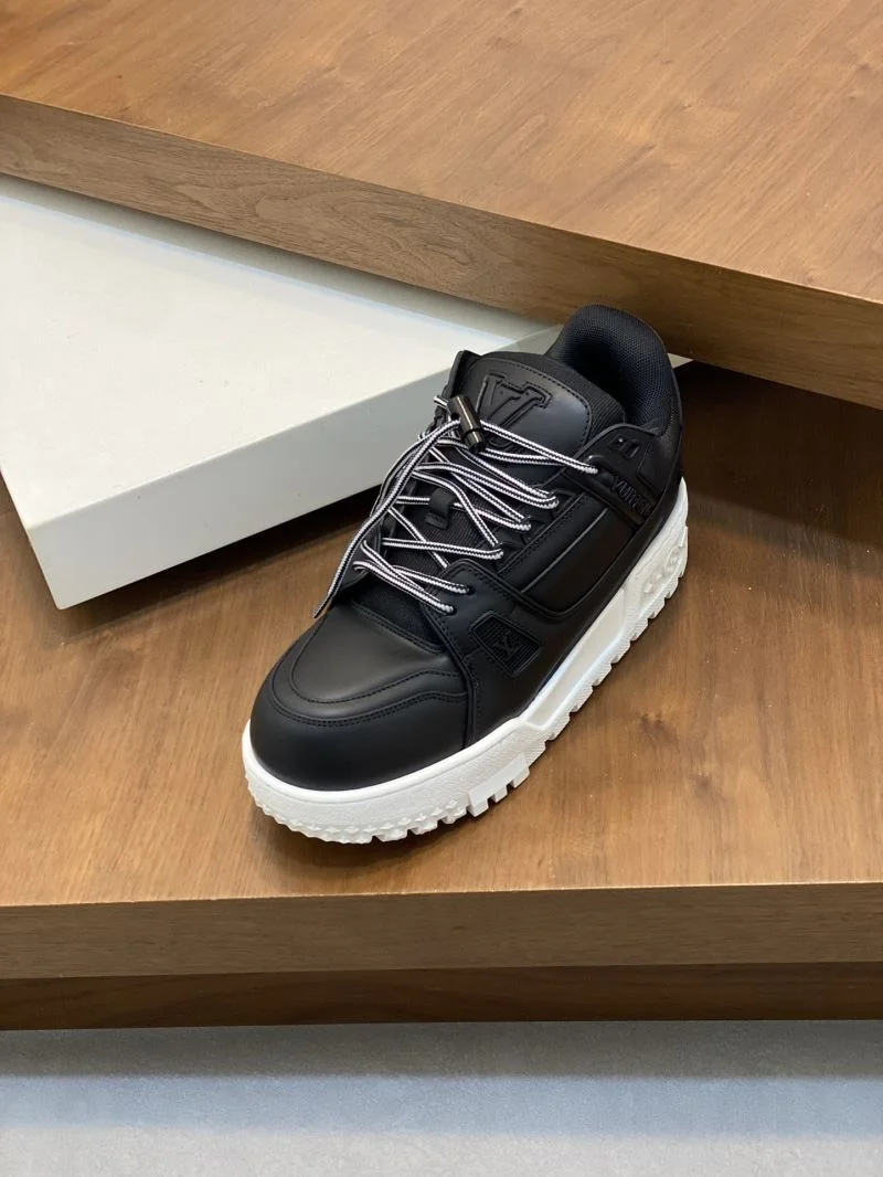 Louis Vuitton Trainer Sneaker Bold 32119