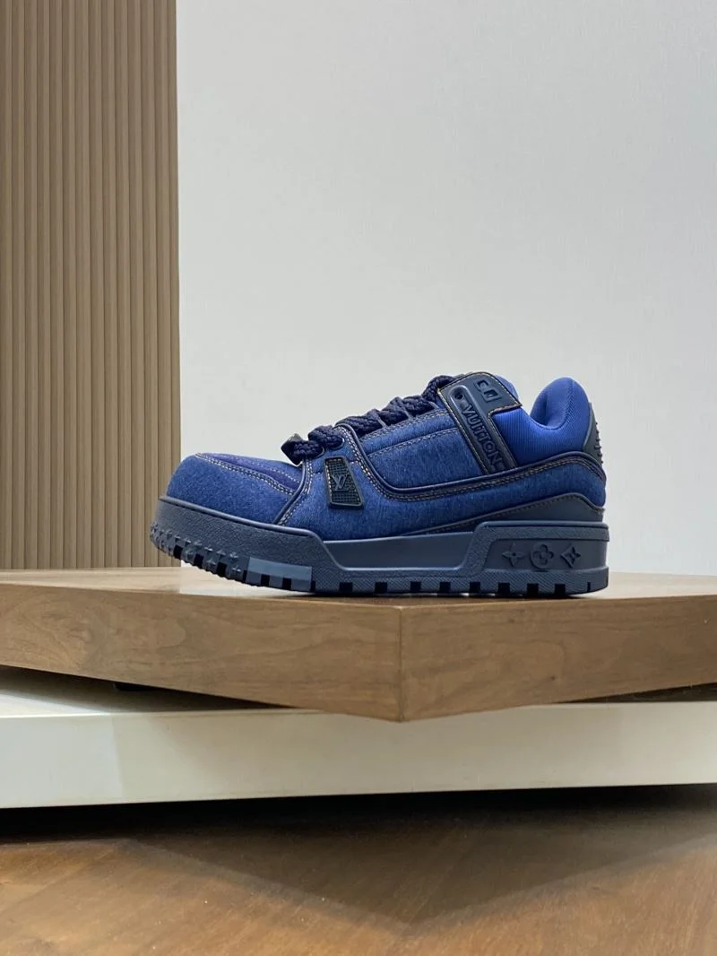 Unisex Louis Vuitton Trainer Sneaker 32114