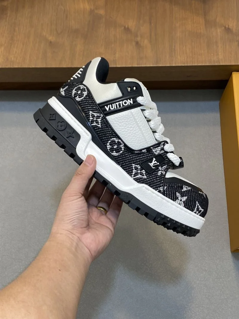 ZipUp Louis Vuitton Trainer Sneaker 32124