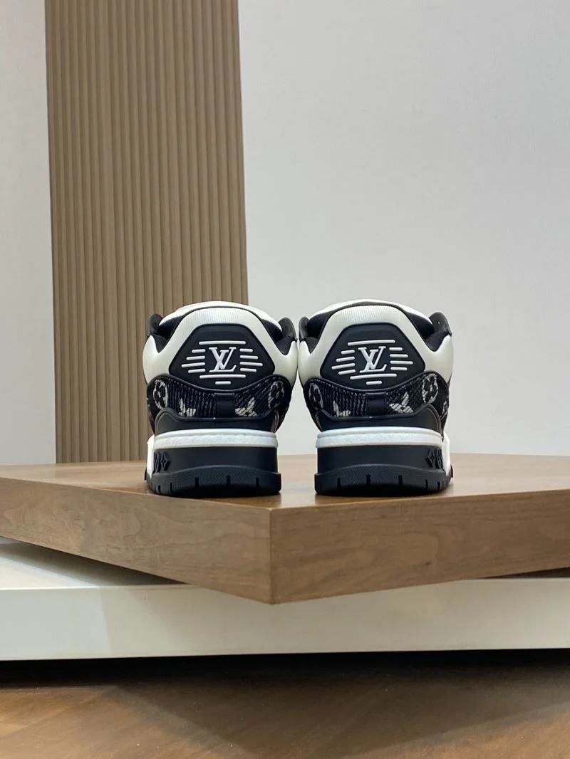 ZipUp Louis Vuitton Trainer Sneaker 32124