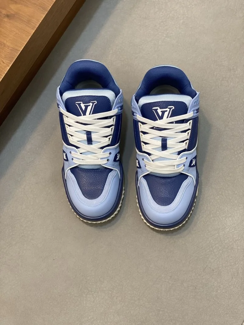 Refined Louis Vuitton Trainer Sneaker 32098