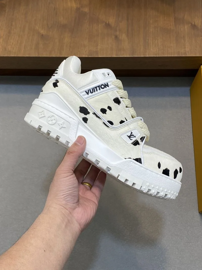 QuickDry Louis Vuitton Trainer Sneaker 32122