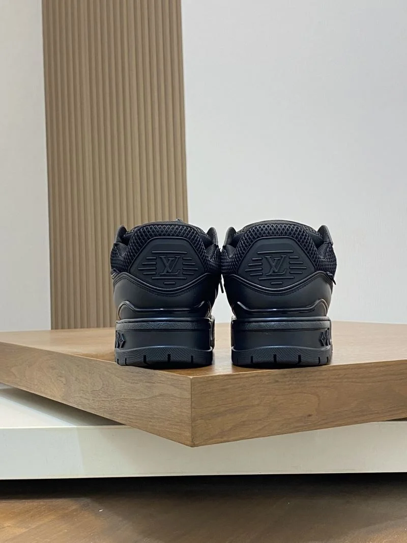 Louis Vuitton Trainer Sneaker ZipUp 32116