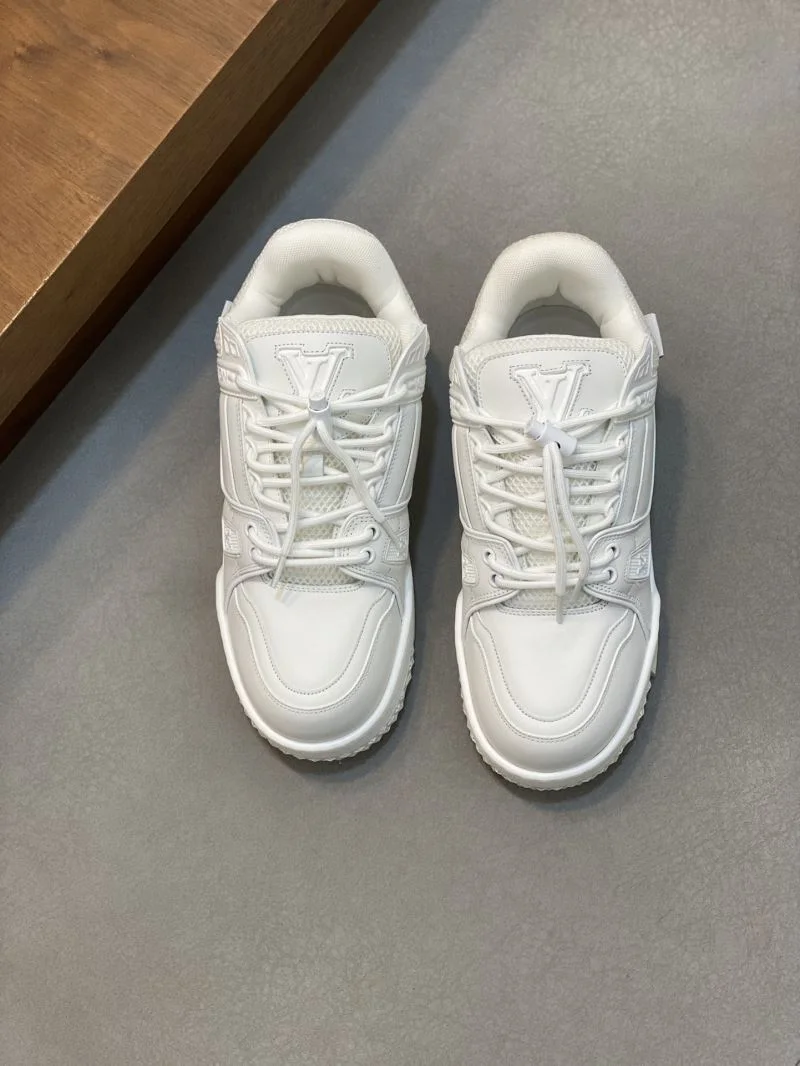 Louis Vuitton Trainer Sneaker Unique 32121