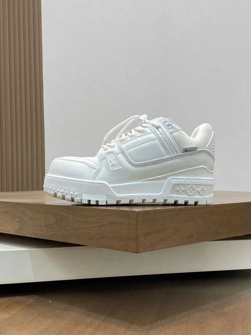 Louis Vuitton Trainer Sneaker Unique 32121